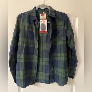 Levi’s youth size XL (14-16) Green and Navy Flannel Shirt. Long sleeve. NWT!!!